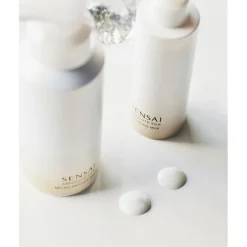 Absolute Silk Micro Mousse Wash