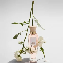 Agua Fresca de Rosas Blancas