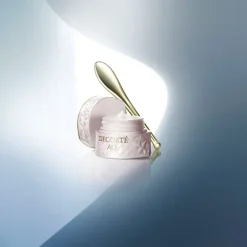 AQ Concentrate Neck Cream