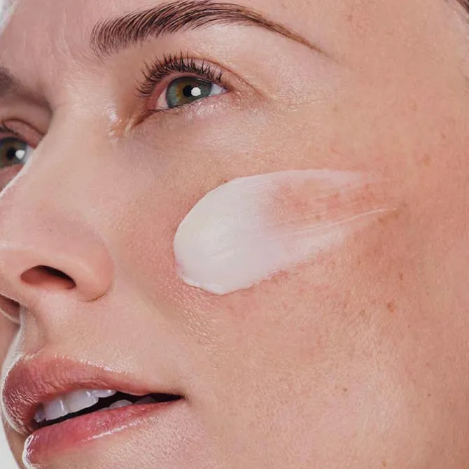 Extra-Firming Crema de Día SPF15