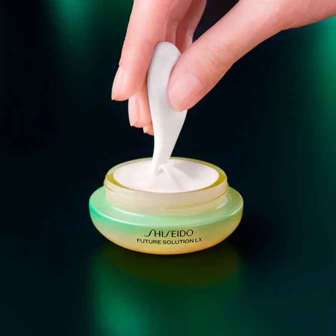 Future Solution LX Legendary Enmei Eye Cream