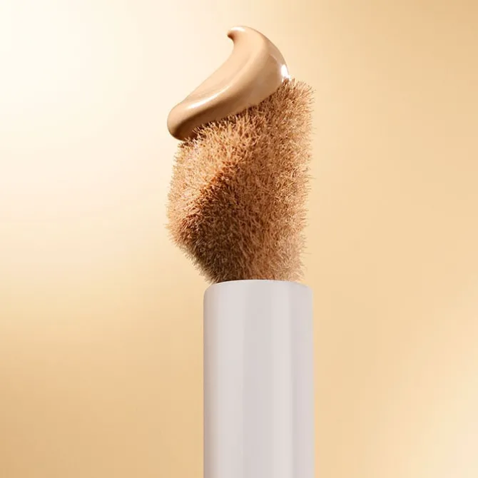 Futurist Soft Touch Brightening Skincealer Concealer