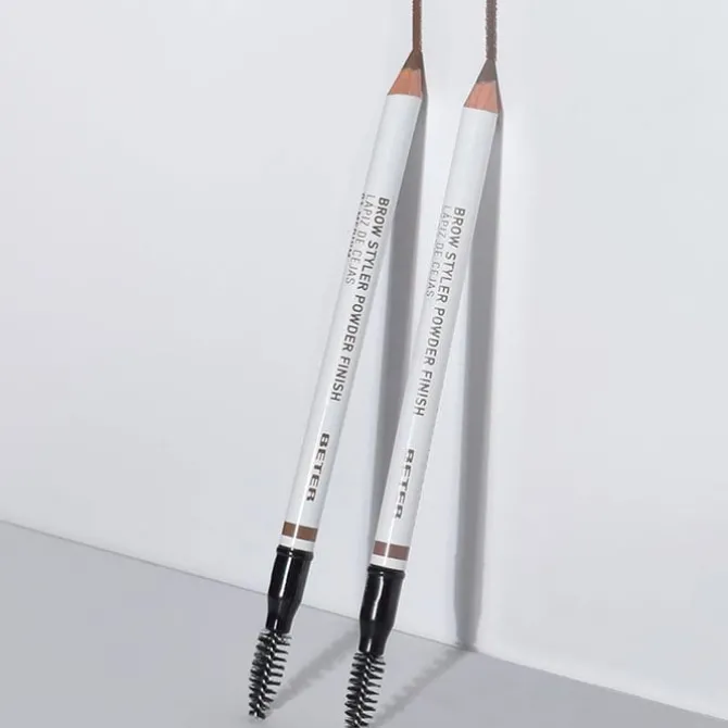 Lápiz de Cejas Powder Finish