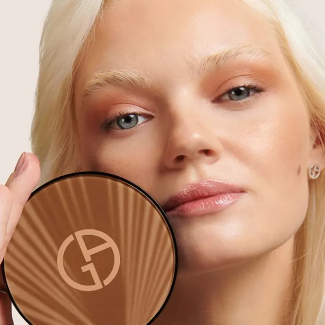Luminous Silk Bronzing Powder