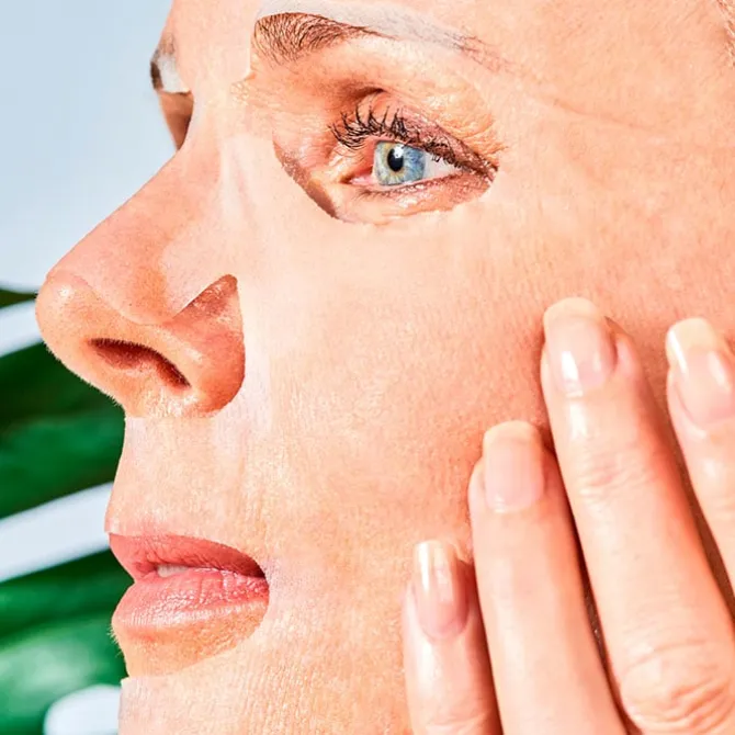 Mascarilla Antiedad con Noni