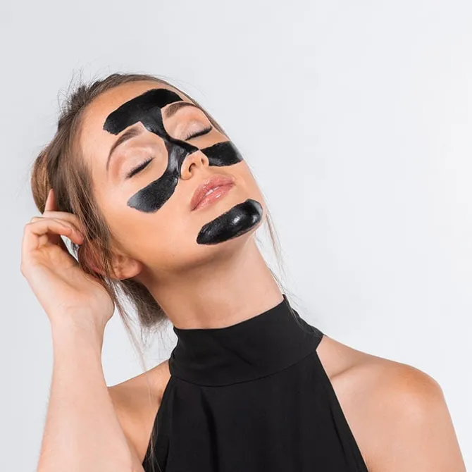 Mascarilla Peel Off Detox Carbón