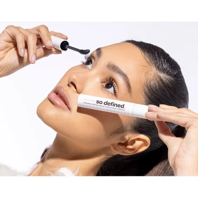 Mega Volume So Defined Volumizing + Defining Mascara