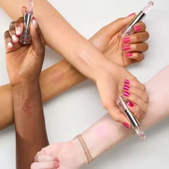 Meta Glow Colour Changing Lipstick