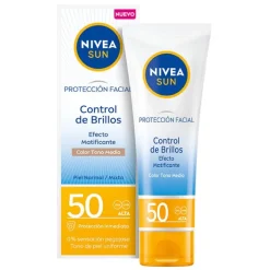 Protección Facial Control de Brillos Color SPF50