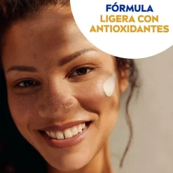 Protección Facial Sensitive SPF50