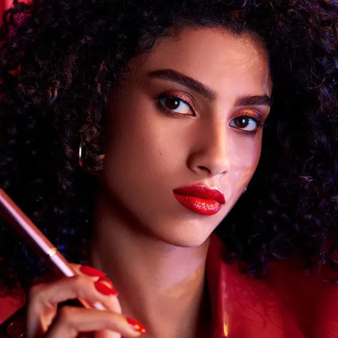 Pure Color Explicit Slick Shine Lipstick