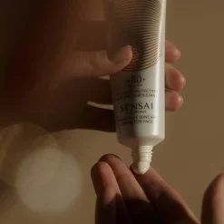 Silky Bronze Cellular Protective Cream for Face SPF50+