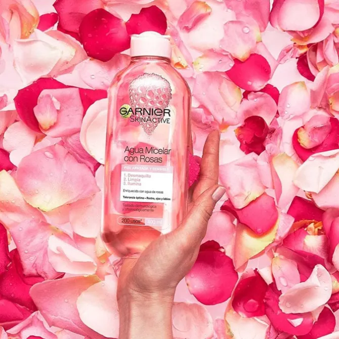Skin Active Agua Micelar con Rosas