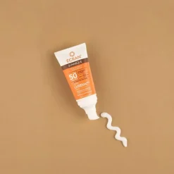 Sunnique Fluido Protector Cara y Escote SPF50+