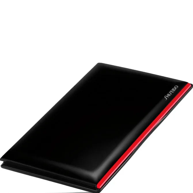 Synchro Skin Invisible Silk Pressed Powder