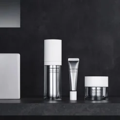 Total Revitalizer Eye